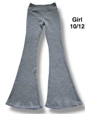 SO Gray High Rise Ribbed Flare Leggings Size L 10-12.